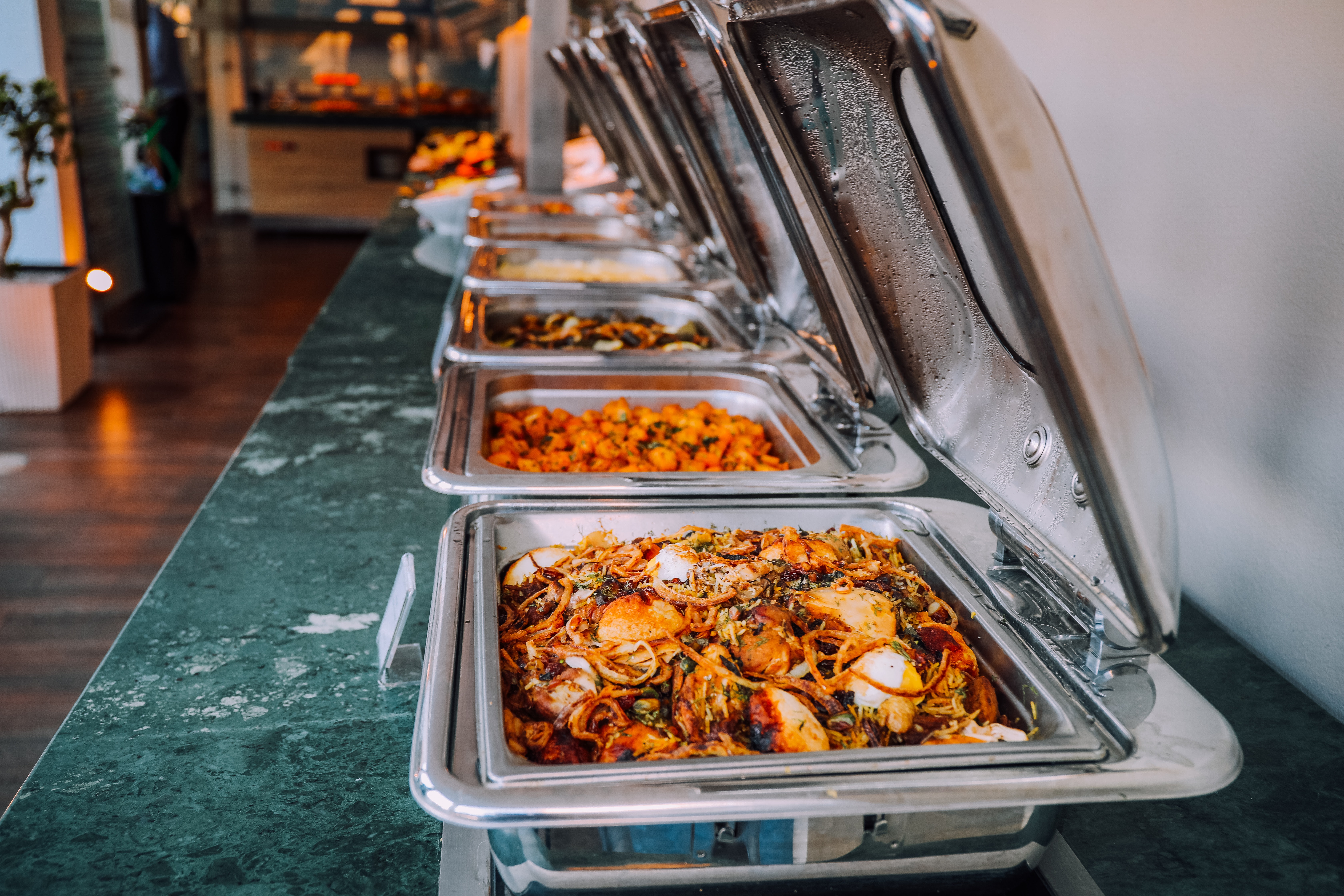 Catering Piotrków Trybunalski – kiedy warto korzystać z usług cateringowych